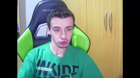 1good_vibes1 online show from June 17, 2026, 5:21 am