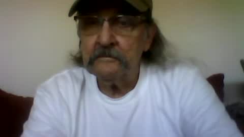 Snapshot of 1valentine chatting on July 11, 2026, 5:48 pm 1valentine online show from July 11, 2026, 5:48 pm