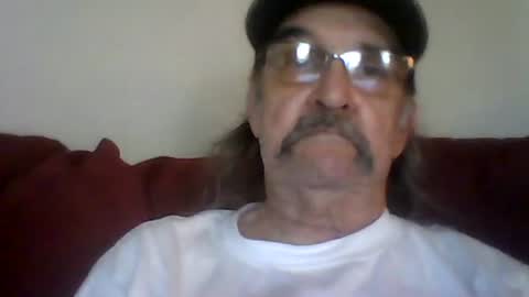 Snapshot of 1valentine chatting on July 13, 2026, 2:09 pm 1valentine online show from July 13, 2026, 2:09 pm