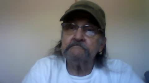Snapshot of 1valentine chatting on August 1, 2026, 3:55 pm 1valentine online show from August 1, 2026, 3:55 pm