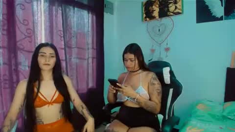 Snapshot of 2girls__dream chatting on June 20, 2026, 9:06 pm samantha sharon online show from June 20, 2026, 9:06 pm