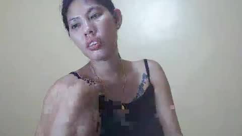 2pinaybeauty online show from November 12, 2025, 11:54 am