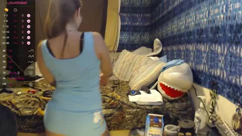 Snapshot of 420stonerchick chatting on May 11, 2026, 1:06 pm 420stonerchick online show from May 11, 2026, 1:06 pm