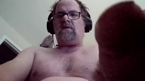 7025554570b online show from October 15, 2025, 5:13 pm