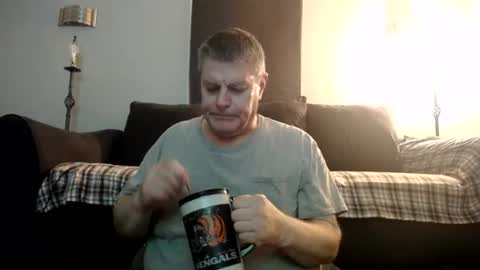 Snapshot of 989guy chatting on July 12, 2026, 11:51 pm 989guy online show from July 12, 2026, 11:51 pm