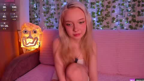 Snapshot of _angeldust_1 chatting on May 9, 2026, 2:17 am Emily online show from May 9, 2026, 2:17 am