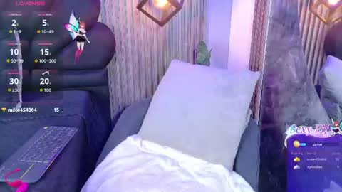 Snapshot of _charlotte_queen_ chatting on July 28, 2026, 3:43 pm _charlotte_queen_ online show from July 28, 2026, 3:43 pm