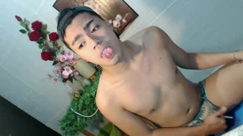 Snapshot of _cumwithrussel chatting on June 22, 2026, 1:51 am Russ online show from June 22, 2026, 1:51 am