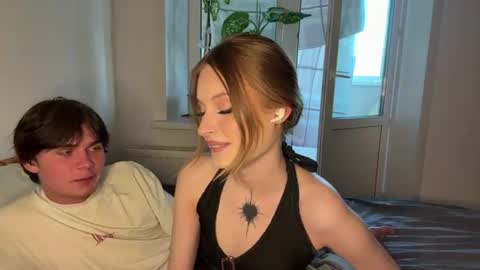 Kaithie and Jessie online show from June 17, 2026, 5:36 pm