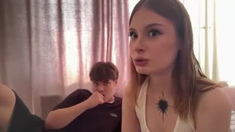Kaithie and Jessie online show from June 30, 2026, 2:29 pm