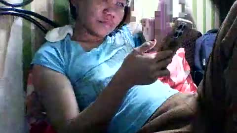 _hotzooey69_ online show from February 1, 2026, 8:13 am