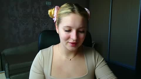 Melanie online show from May 12, 2026, 7:16 am