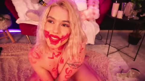 Misty Joys online show from April 24, 2026, 5:04 pm