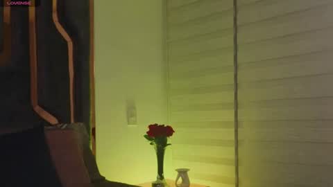 _silvia_vega_ online show from June 14, 2026, 4:36 am