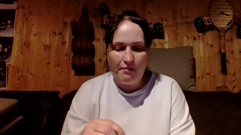 Snapshot of _squirty_pussyyy_ chatting on June 27, 2026, 1:39 pm Melisa online show from June 27, 2026, 1:39 pm