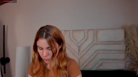 Snapshot of _zoe_3 chatting on July 14, 2026, 12:44 pm Zoe online show from July 14, 2026, 12:44 pm