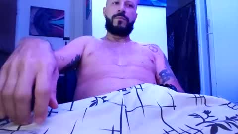 a_reii_ online show from July 21, 2026, 3:53 am