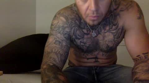 Snapshot of adam00515000 chatting on June 18, 2026, 9:14 am adam00515000 online show from June 18, 2026, 9:14 am