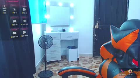 adam hot11 online show from July 27, 2026, 12:06 am