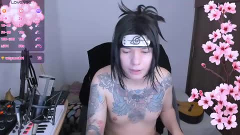 Snapshot of adam_rocket chatting on May 1, 2026, 12:26 am Adam online show from May 1, 2026, 12:26 am