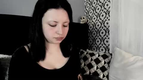 Snapshot of adeelinee chatting on June 27, 2026, 8:14 pm Ade online show from June 27, 2026, 8:14 pm