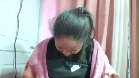 Snapshot of adelealy chatting on July 8, 2026, 6:01 pm adelealy online show from July 8, 2026, 6:01 pm