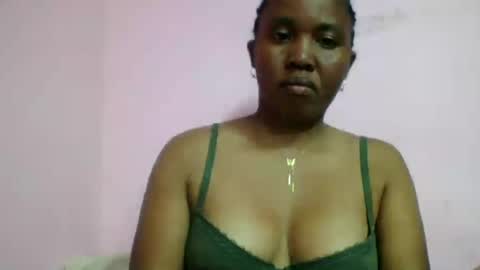 Snapshot of adelealy chatting on July 15, 2026, 5:40 pm adelealy online show from July 15, 2026, 5:40 pm