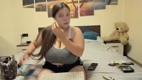 Adellineee online show from July 10, 2026, 8:44 pm
