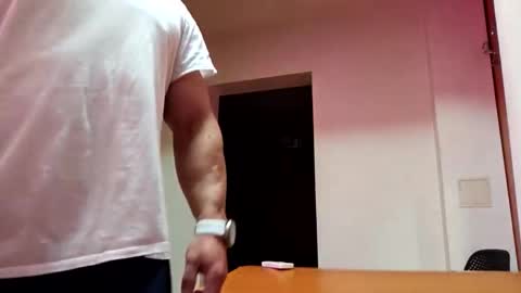 Snapshot of adonis_msc chatting on May 2, 2026, 3:22 am Adonis online show from May 2, 2026, 3:22 am