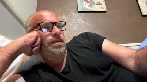 adrienfromparis online show from April 30, 2026, 8:57 pm