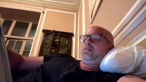 adrienfromparis online show from May 11, 2026, 8:06 pm