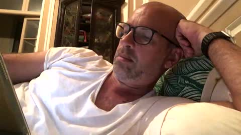 adrienfromparis online show from May 13, 2026, 8:27 pm