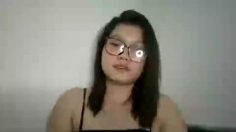 JE MARIE online show from July 8, 2026, 11:04 am