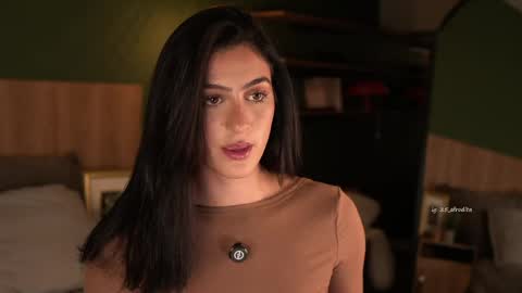 Snapshot of afrodita__25 chatting on May 21, 2026, 11:12 pm Emma online show from May 21, 2026, 11:12 pm