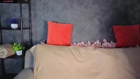 agnes wells online show from July 2, 2026, 1:16 am