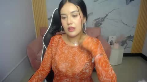 ailyn_ch1 online show from June 3, 2026, 8:14 pm