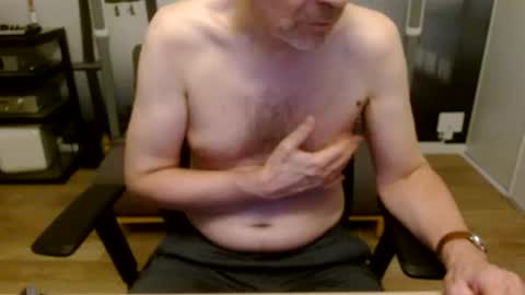 Snapshot of aixcited chatting on July 17, 2026, 9:19 pm aixcited online show from July 17, 2026, 9:19 pm