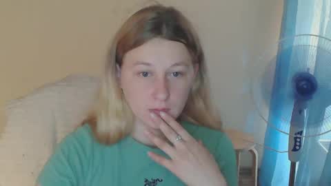 Snapshot of alalaska_ana chatting on July 4, 2026, 7:47 am Anna online show from July 4, 2026, 7:47 am