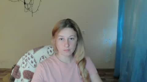 Snapshot of alalaska_ana chatting on July 13, 2026, 11:46 am Anna online show from July 13, 2026, 11:46 am