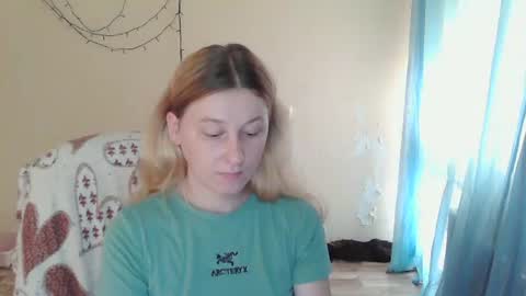 Snapshot of alalaska_ana chatting on August 4, 2026, 10:29 am Anna online show from August 4, 2026, 10:29 am