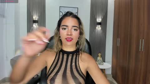 Snapshot of alana_martiins chatting on May 22, 2026, 7:08 pm alana online show from May 22, 2026, 7:08 pm