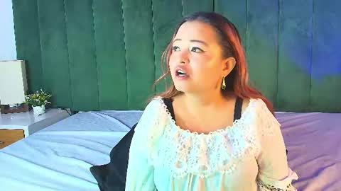 ALANA PETITE online show from July 17, 2026, 2:45 pm