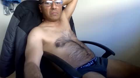 albalchal1973 online show from September 18, 2025, 1:40 am