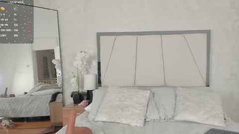 alejandra_marin_ online show from July 7, 2026, 7:23 am