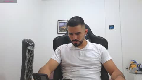 Snapshot of alejandroo_7 chatting on June 15, 2026, 9:06 pm alejandroo_7 online show from June 15, 2026, 9:06 pm