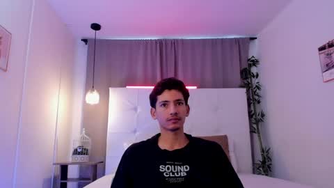 alejo_exotic online show from August 3, 2026, 12:21 pm