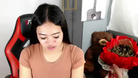Snapshot of alesha_vibe_me chatting on July 13, 2026, 12:19 pm alesha_vibe_me online show from July 13, 2026, 12:19 pm
