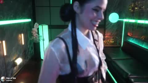 Alessa Goreng online show from July 28, 2026, 2:29 am