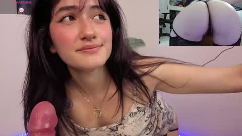 Snapshot of alessandralb chatting on May 15, 2026, 12:06 am Alessandra Leblanc online show from May 15, 2026, 12:06 am