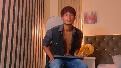 Snapshot of alex_bloom_ chatting on July 2, 2026, 7:20 pm Alexander online show from July 2, 2026, 7:20 pm